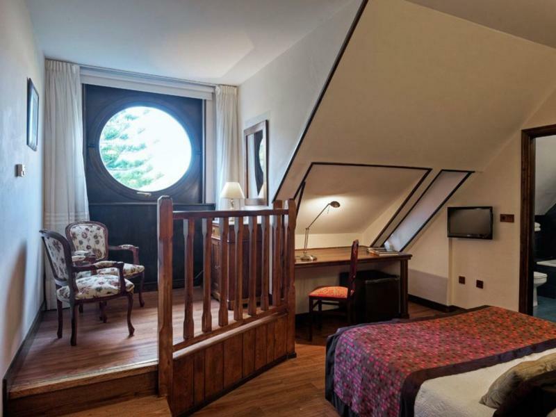 Hotel Y Apartamentos Arias Navia Εξωτερικό φωτογραφία