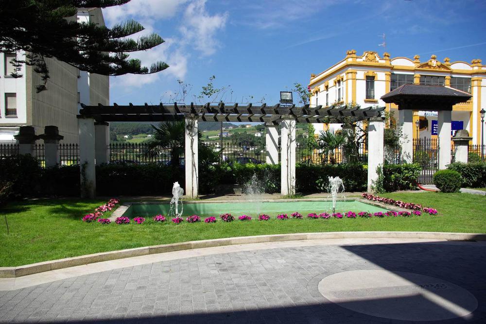 Hotel Y Apartamentos Arias Navia Εξωτερικό φωτογραφία