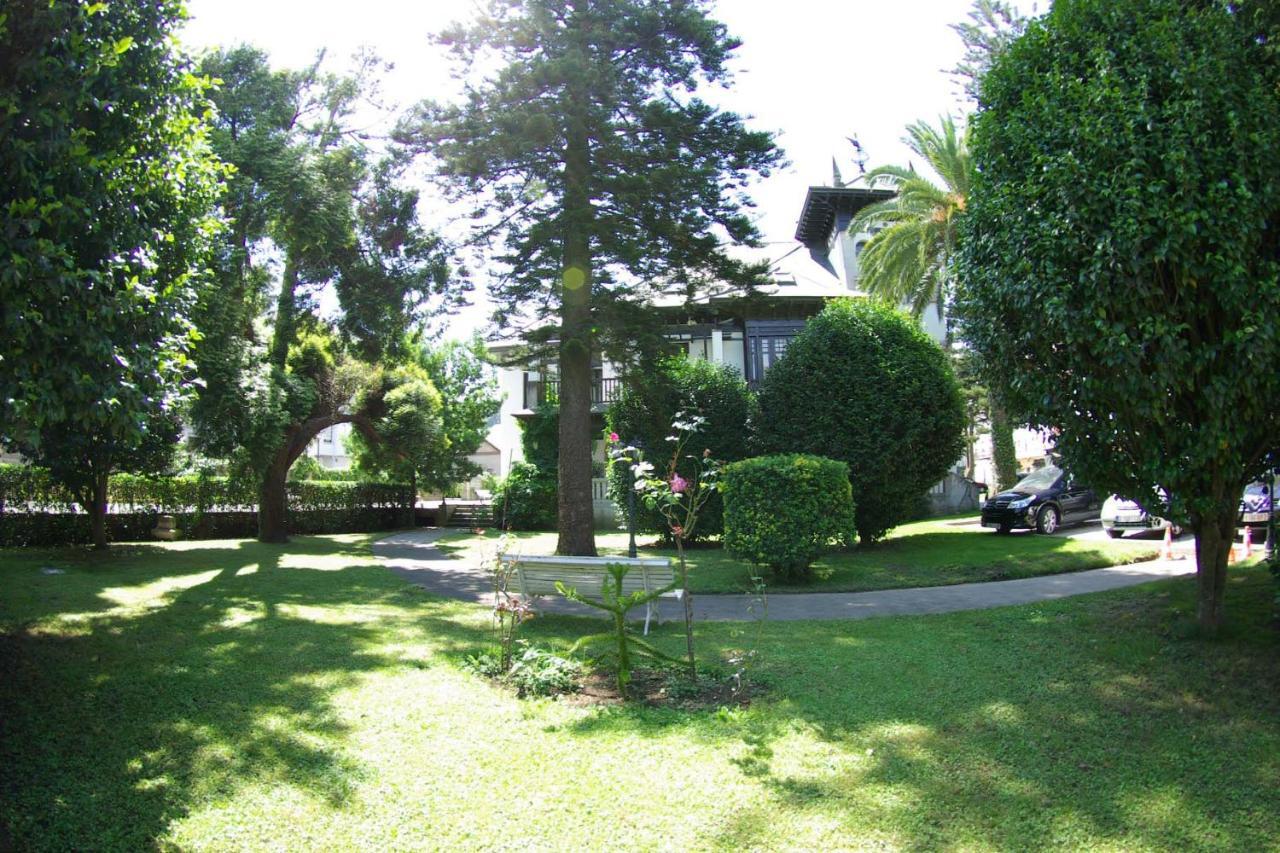 Hotel Y Apartamentos Arias Navia Εξωτερικό φωτογραφία